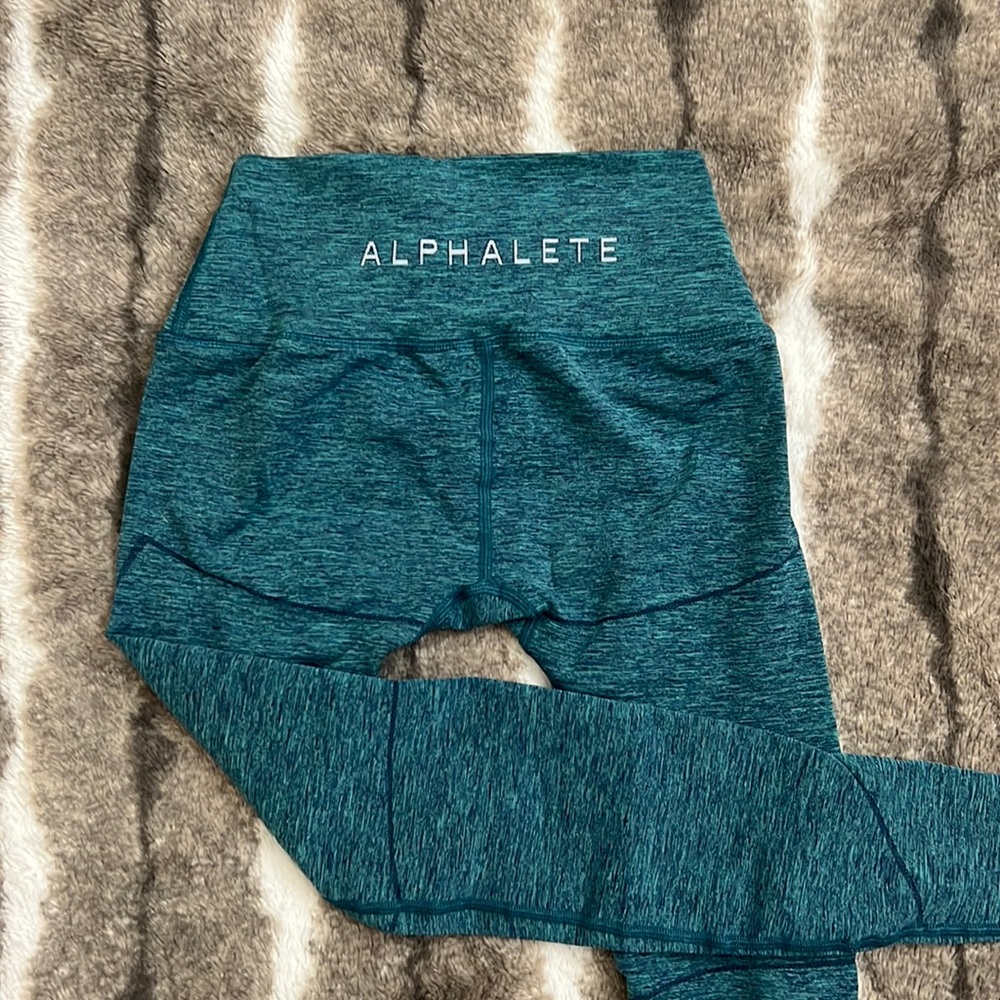 Alphalete EUC Leggings Small